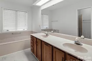 132 Cloverleaf Ln, Asheville, NC 28803 - Photo 21