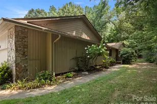 132 Cloverleaf Ln, Asheville, NC 28803 - Photo 3