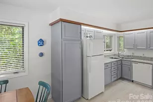 132 Cloverleaf Ln, Asheville, NC 28803 - Photo 15