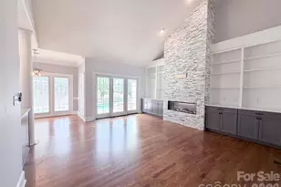 18805 Boundary Oaks Ct, Davidson, NC 28036 - Photo 5