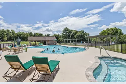 100 Titleist Way, Hendersonville, NC 28739 - Photo 33