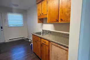 3615 Morris Field Dr, Charlotte, NC 28208 - Photo 3