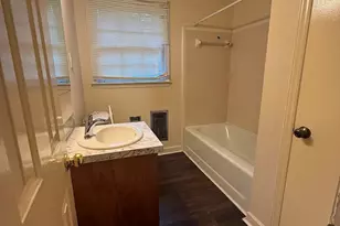 3615 Morris Field Dr, Charlotte, NC 28208 - Photo 5