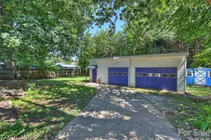 3014 Yadkin Ave, Charlotte, NC 28205 - Photo 5