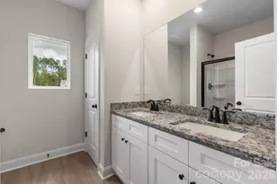 8109 Cravat Ct, Charlotte, NC 28215 - Photo 15