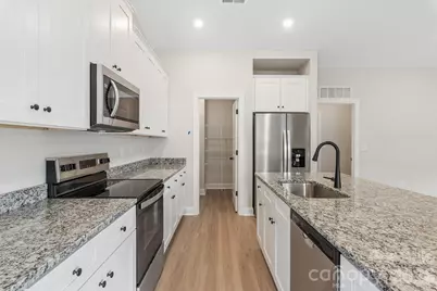 8106 Cravat Court, Charlotte, NC 28215 - Photo 9
