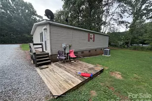 2932 Loop Rd, Lincolnton, NC 28092 - Photo 23