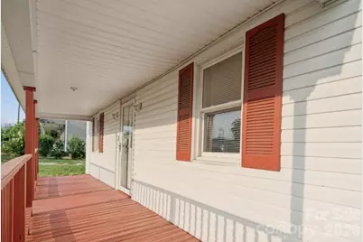 411 Central Avenue S, Landis, NC 28088 - Photo 3