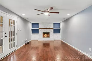 10724 Downpatrick Pl, Charlotte, NC 28262 - Photo 5