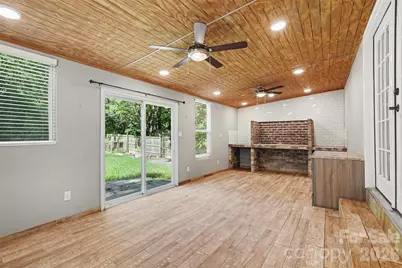 10724 Downpatrick Place, Charlotte, NC 28262 - Photo 11