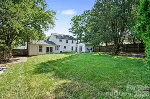 10724 Downpatrick Pl, Charlotte, NC 28262 - Photo 27