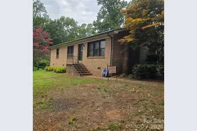 2734 Orchard Street, Newton, NC 28658 - Photo 3