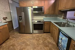 2734 Orchard St, Newton, NC 28658 - Photo 9