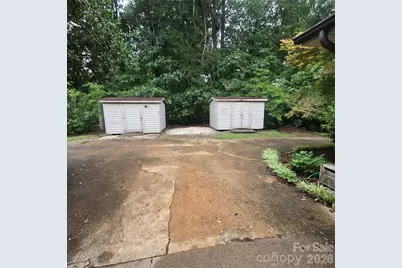 2734 Orchard Street, Newton, NC 28658 - Photo 7