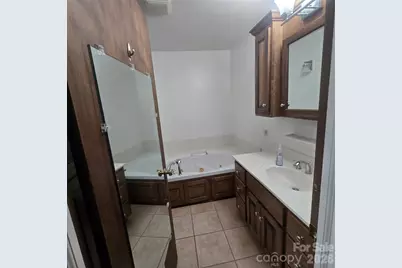 2734 Orchard Street, Newton, NC 28658 - Photo 17