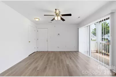 3965 Mohawk Court, Charlotte, NC 28215 - Photo 3