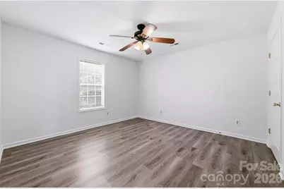 3965 Mohawk Court, Charlotte, NC 28215 - Photo 13
