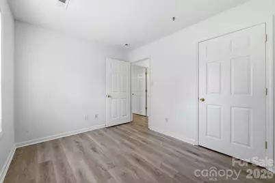 3965 Mohawk Court, Charlotte, NC 28215 - Photo 15