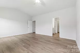 4013 Juno Dr, Charlotte, NC 28215 - Photo 15