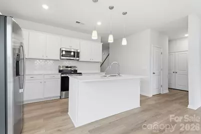 4013 Juno Drive, Charlotte, NC 28215 - Photo 9