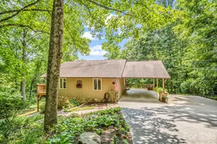 12 Chippewa Trl, Black Mountain, NC 28711 - Photo 3
