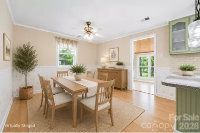 3233 26th Street NE, Hickory, NC 28601 - Photo 7