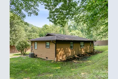 2100 Pisgah Highway, Candler, NC 28715 - Photo 37