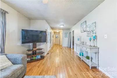 2100 Pisgah Highway, Candler, NC 28715 - Photo 5