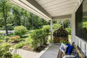 3020 Chestnut Tree Rd, Hendersonville, NC 28792 - Photo 37