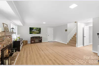 3020 Chestnut Tree Road, Hendersonville, NC 28792 - Photo 29