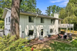 3020 Chestnut Tree Rd, Hendersonville, NC 28792 - Photo 39