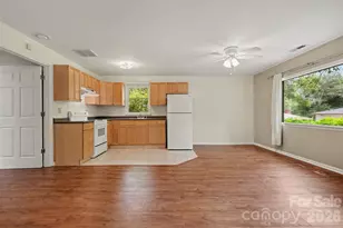 5315 Ruth Dr, Charlotte, NC 28215 - Photo 25