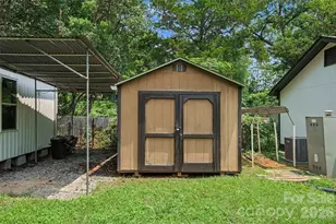 5315 Ruth Dr, Charlotte, NC 28215 - Photo 37