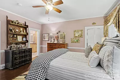 2527 Sharon Road, Charlotte, NC 28211 - Photo 31