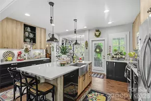 2527 Sharon Rd, Charlotte, NC 28211 - Photo 17