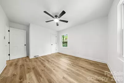 2500 Markham Court, Charlotte, NC 28205 - Photo 13
