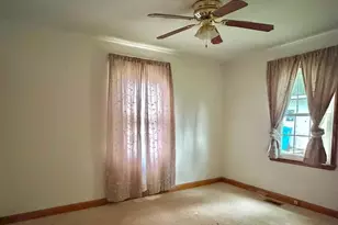 1132 S Rutherford St, Blacksburg, SC 29702 - Photo 7