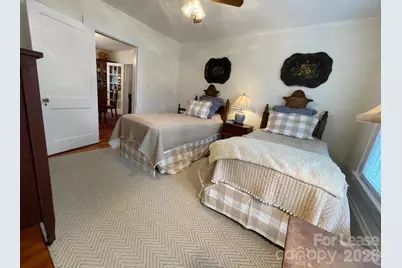 218 Circle Avenue #218, Charlotte, NC 28207 - Photo 13