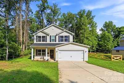 313 Bell Street, Mount Holly, NC 28120 - Photo 1