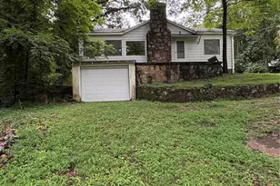912 Halstead Blvd, Hendersonville, NC 28791 - Photo 3