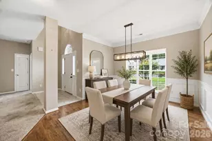 1393 Hollythorne Dr, Rock Hill, SC 29732 - Photo 5