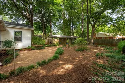2911 Enfield Road, Charlotte, NC 28205 - Photo 25