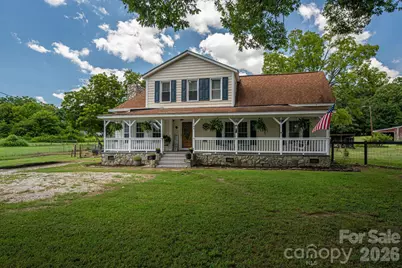 744 S Grove Street Extension, Lincolnton, NC 28092 - Photo 1