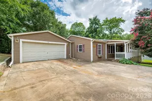 1124 Threatt St, Lancaster, SC 29720 - Photo 3