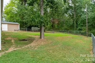 1124 Threatt St, Lancaster, SC 29720 - Photo 33