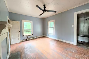 109 Carlton Dr, Cherryville, NC 28021 - Photo 5