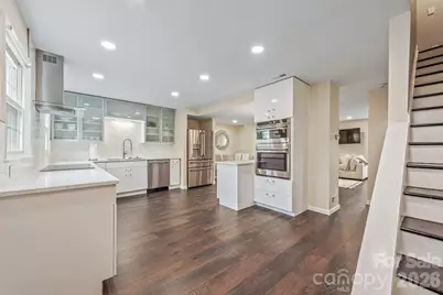 8308 Knights Bridge Road, Charlotte, NC 28210 - Photo 3