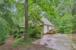 8658 Dog Leg Rd, Sherrills Ford, NC 28673 - Photo 3