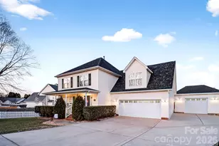 121 Guernsey Ct, Dallas, NC 28034 - Photo 3