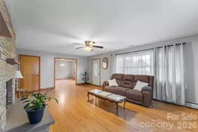 8647 US 221 Highway N, Marion, NC 28752 - Photo 5